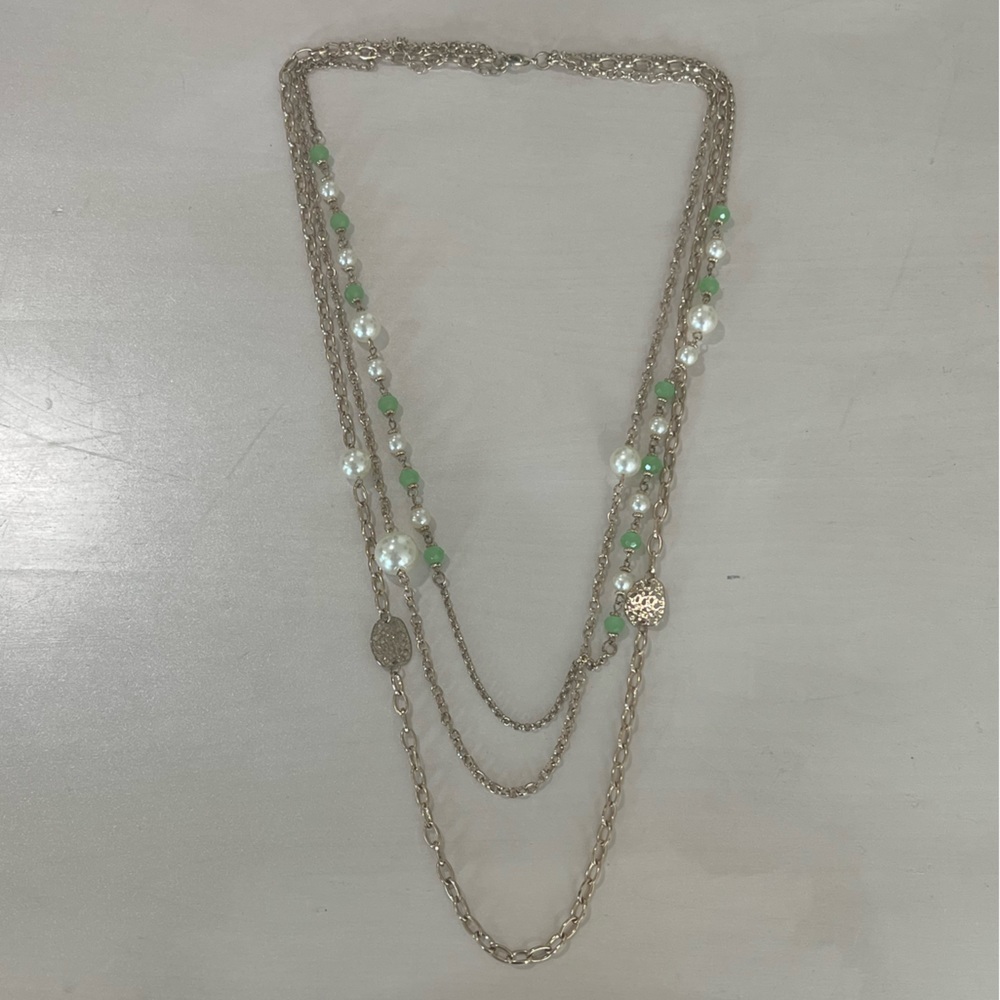 Statement necklace
